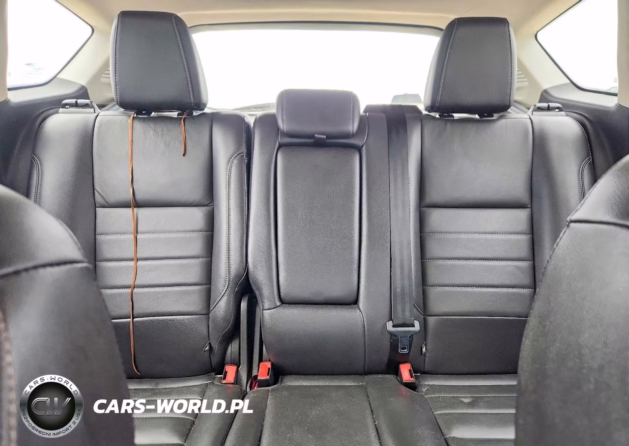 2016 Ford C-Max Premium Sel VIN:1FADP5CU2GL114380 - 10