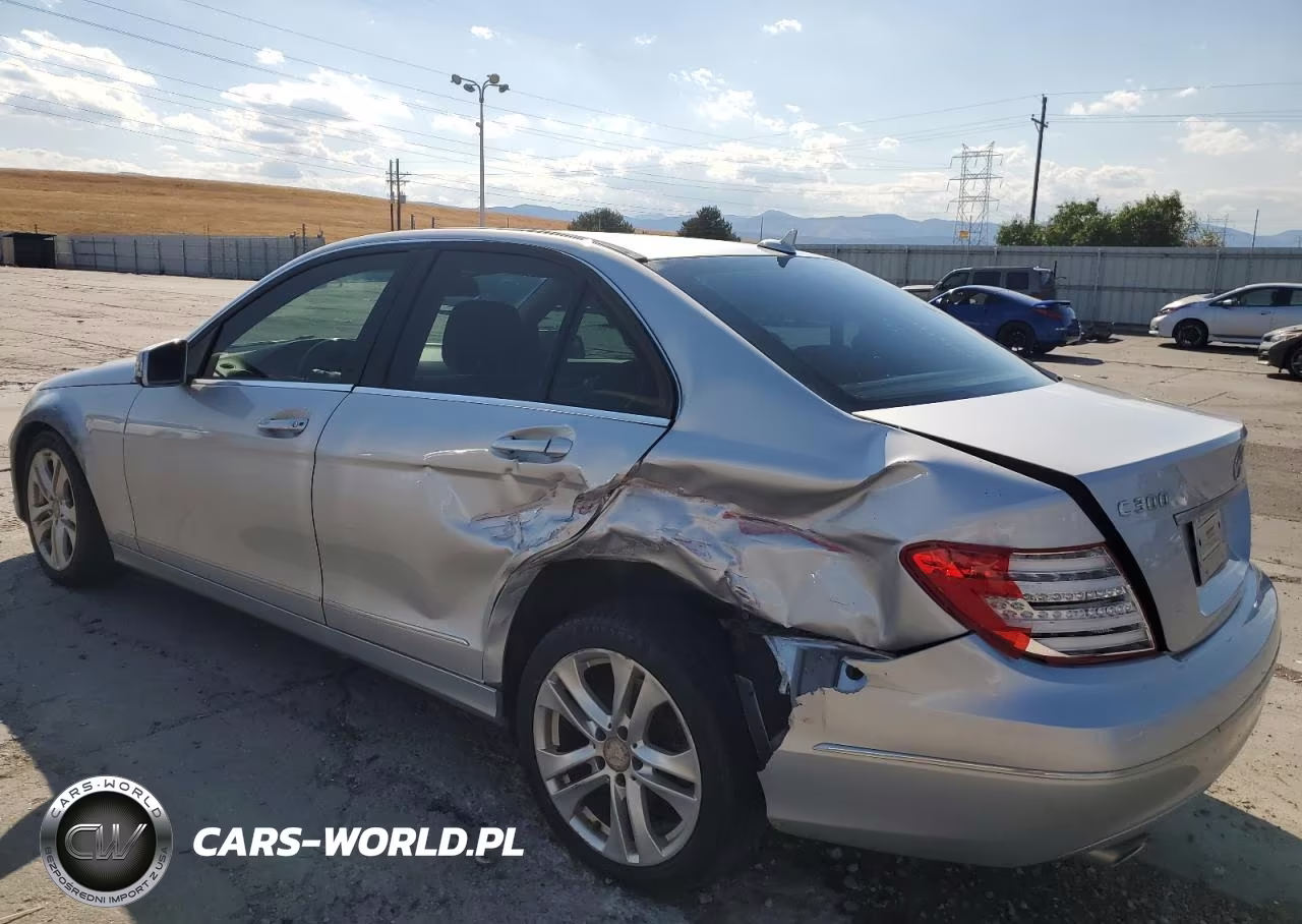 2013 Mercedes-Benz C 300 4Matic VIN:WDDGF8AB2DR281060 - 2