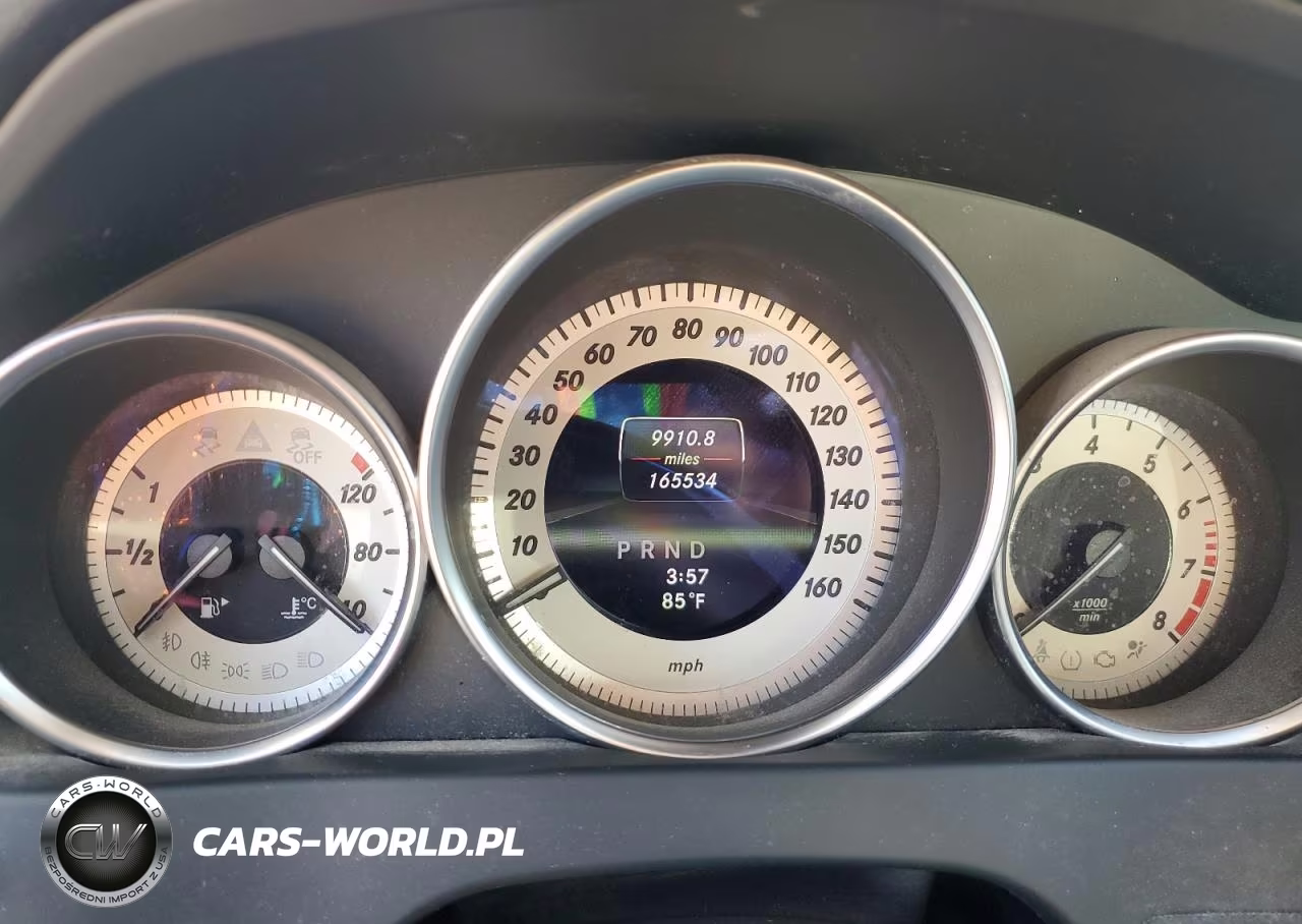 2013 Mercedes-Benz C 300 4Matic VIN:WDDGF8AB2DR281060 - 9
