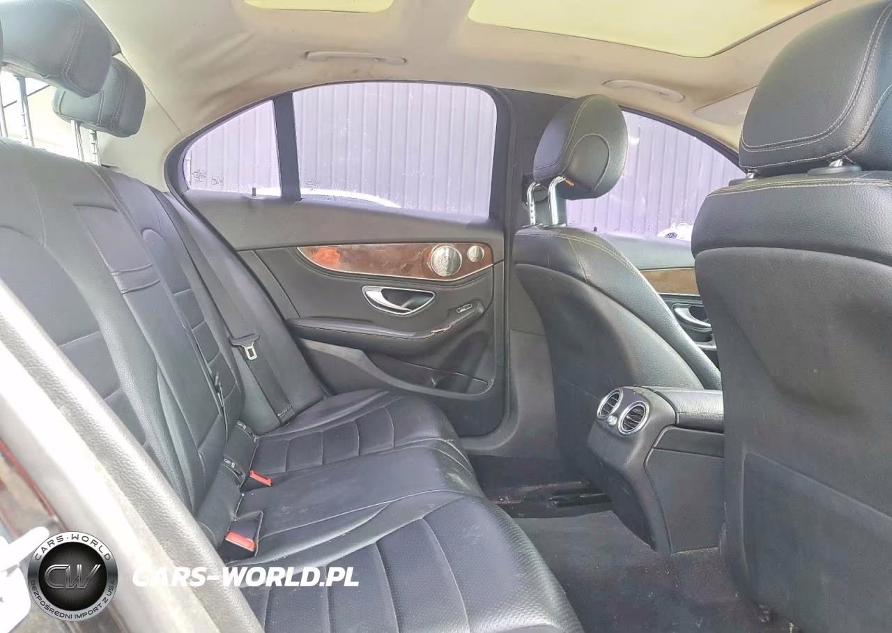 2015 Mercedes-Benz C 300 4Matic VIN:55SWF4KBXFU095884 - 10