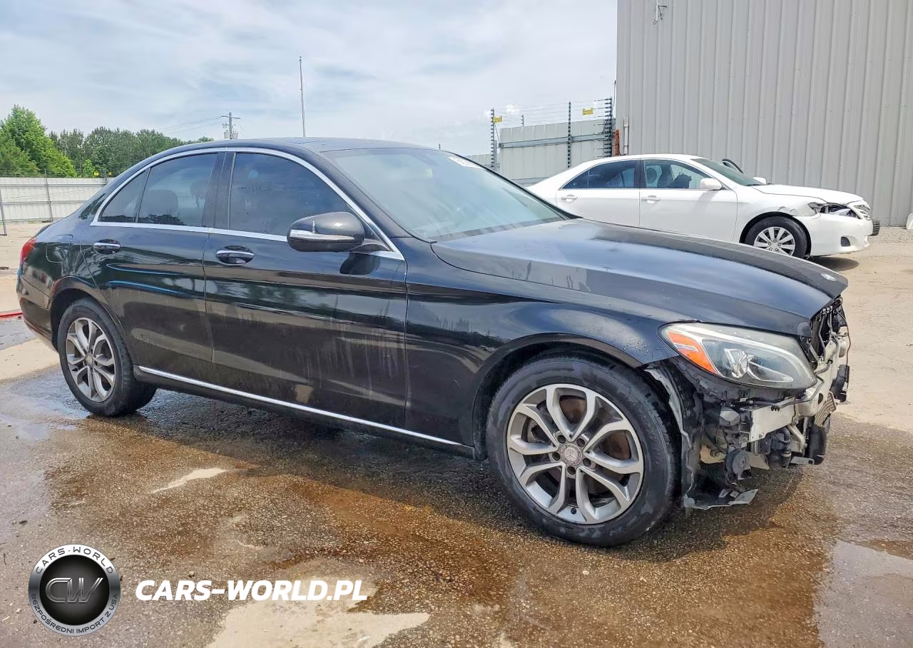 2015 Mercedes-Benz C 300 4Matic VIN:55SWF4KBXFU095884 - 4