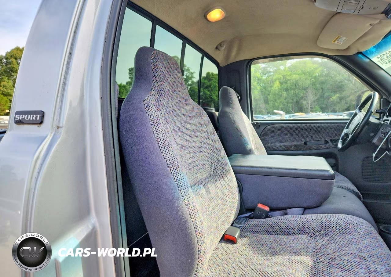 2001 Dodge Ram 1500 VIN:1B7HF16Z61S166414 - 10