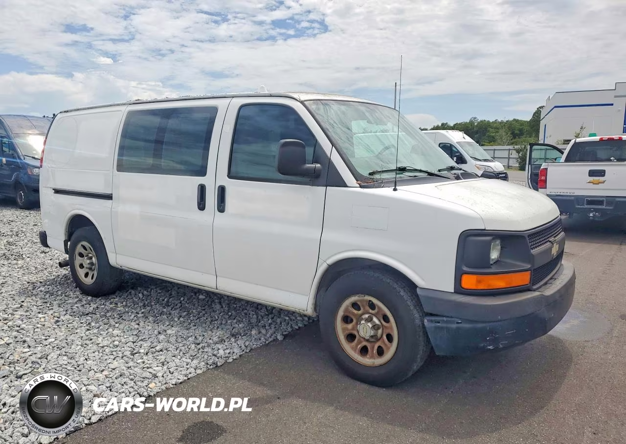 2013 Chevrolet Express G1500 VIN:1GCSGAFX9D1180447 - 4