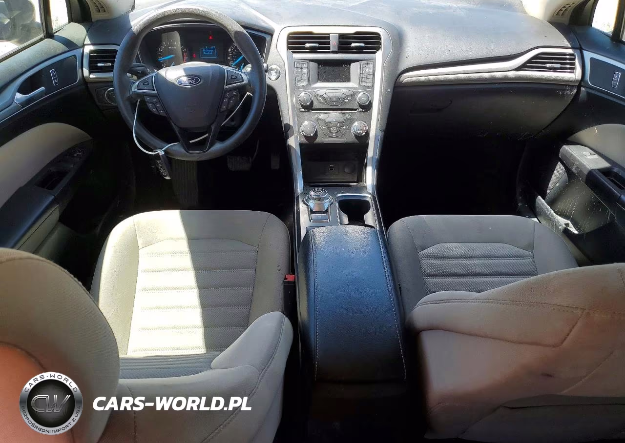 2018 Ford Fusion S VIN:3FA6P0G75JR237857 - 8
