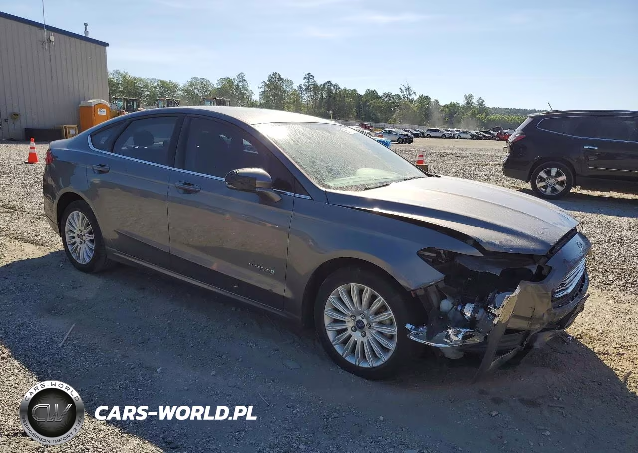 2013 Ford Fusion Se Hybrid VIN:3FA6P0LU5DR338896 - 4