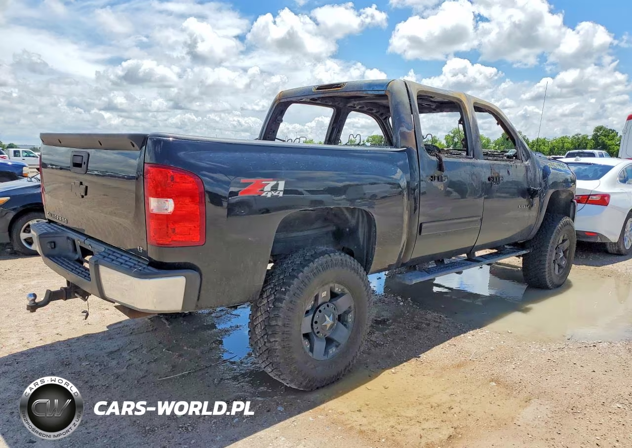 2011 Chevrolet Silverado K1500 Lt VIN:3GCPKSE32BG361574 - 3