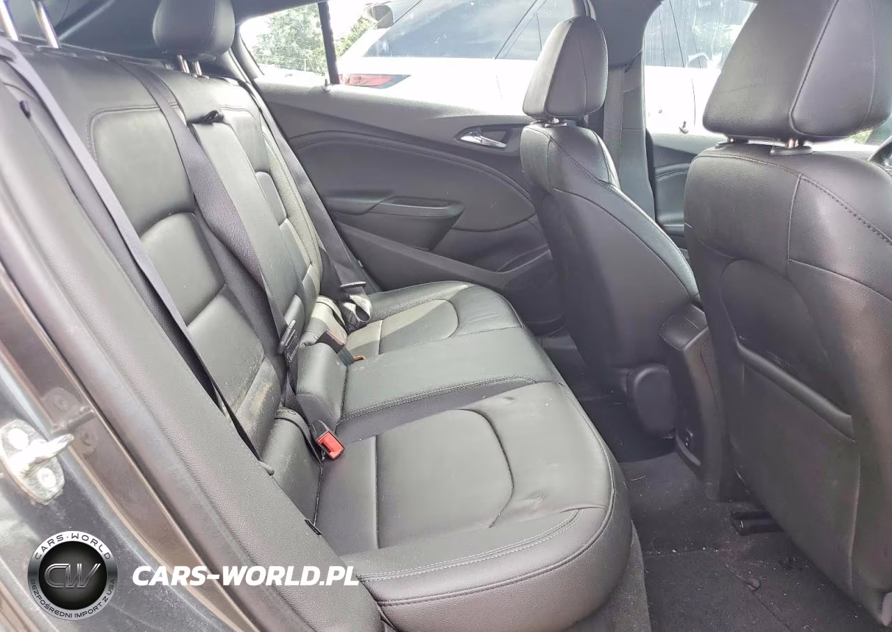 2018 Chevrolet Cruze Premier VIN:3G1BF6SM0JS601874 - 10