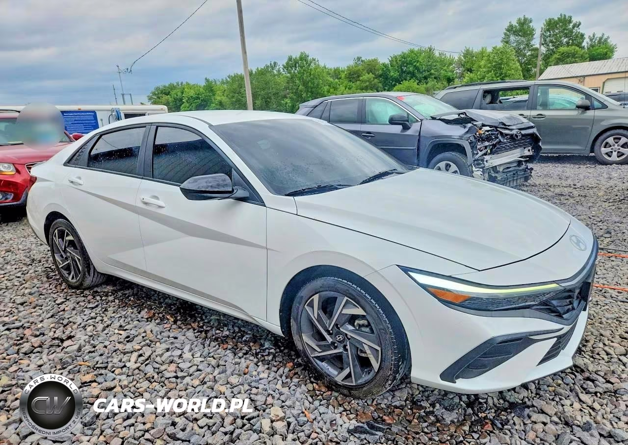 2025 Hyundai Elantra Sel Sport VIN:KMHLM4DG5SU973155 - 4