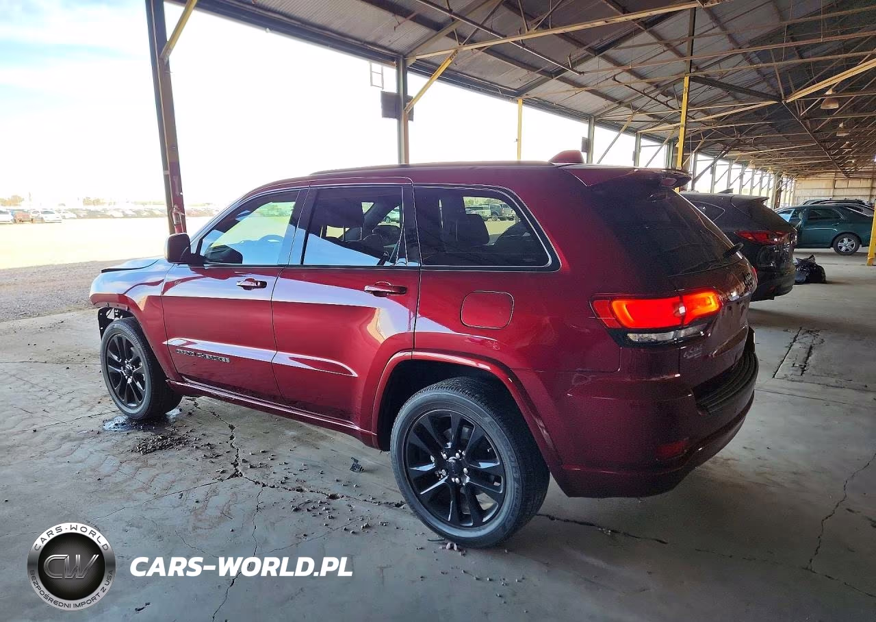 2019 Jeep Grand Cherokee Laredo VIN:1C4RJEAGXKC572675 - 2