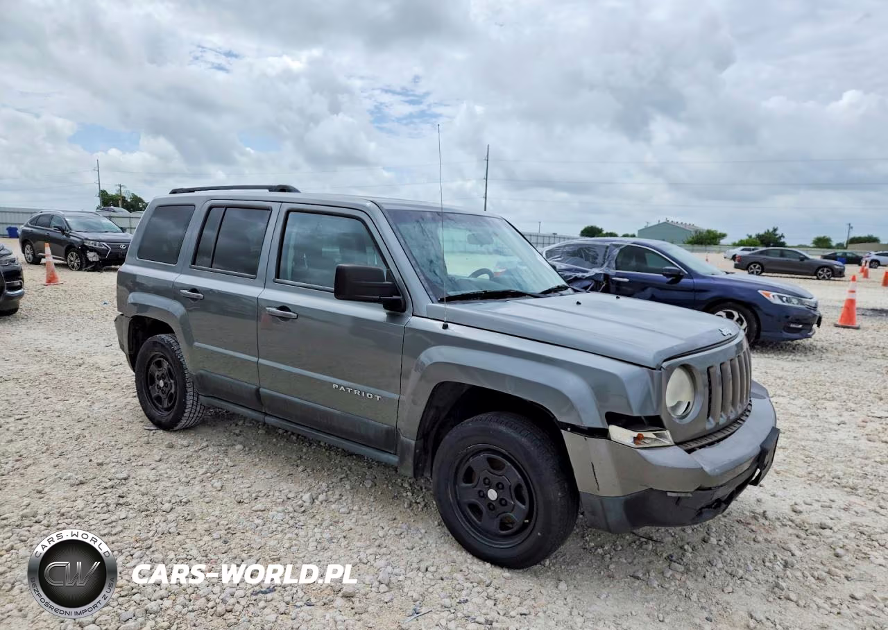 2012 Jeep Patriot Sport VIN:1C4NJPBAXCD585944 - 4
