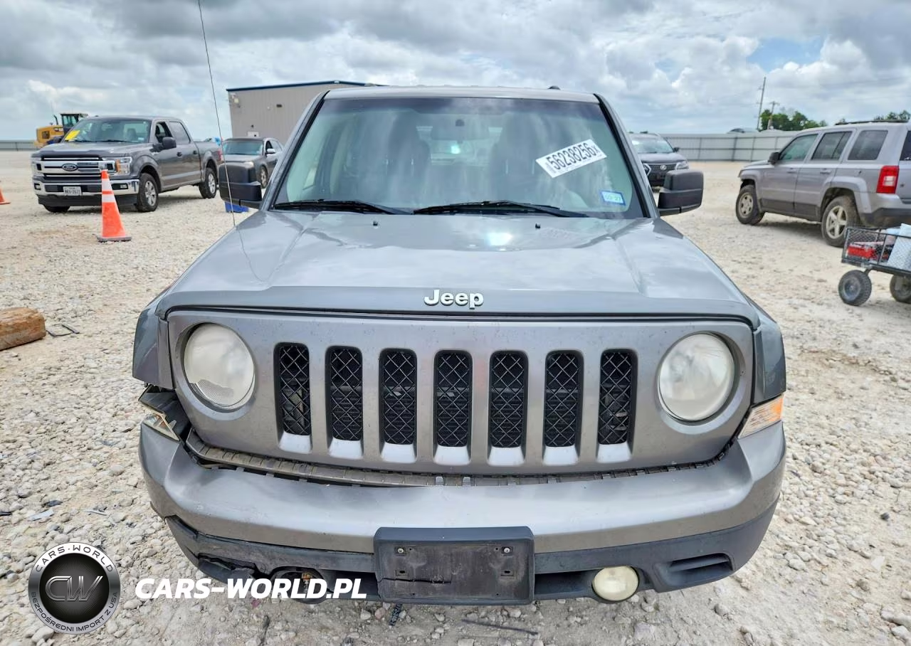 2012 Jeep Patriot Sport VIN:1C4NJPBAXCD585944 - 5