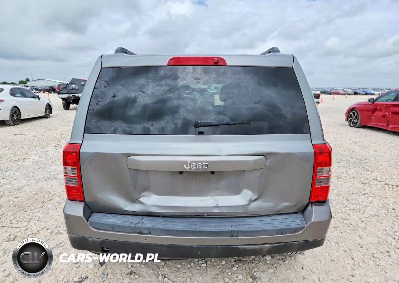 2012 Jeep Patriot Sport VIN:1C4NJPBAXCD585944 - 6