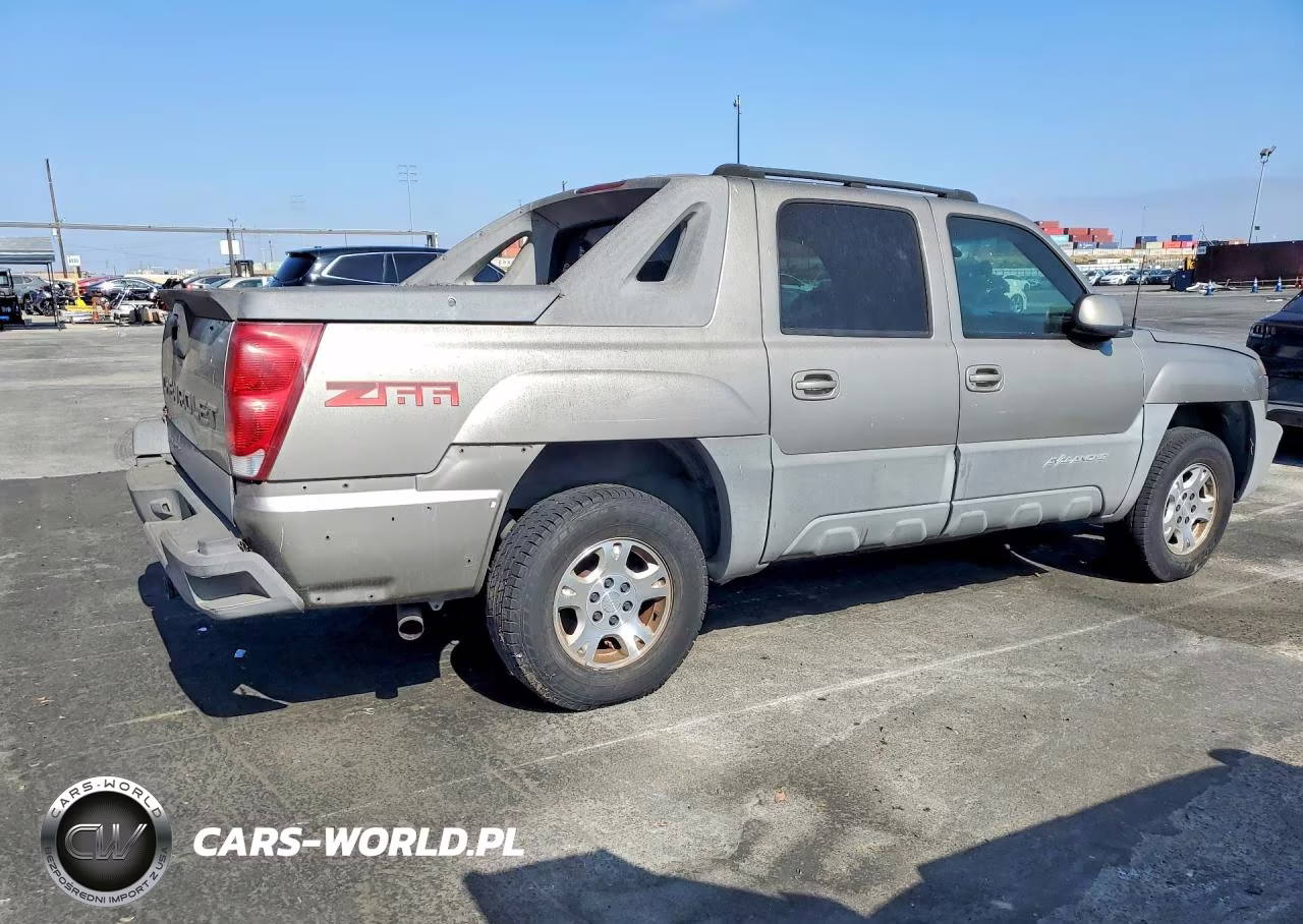 2002 Chevrolet Avalanche C1500 VIN:3GNEC13TX2G131032 - 3