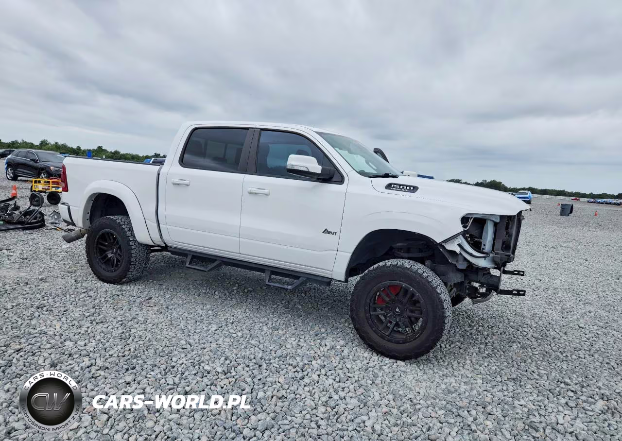 2021 Ram 1500 Big Horn VIN:1C6SRFFT1MN735475 - 4