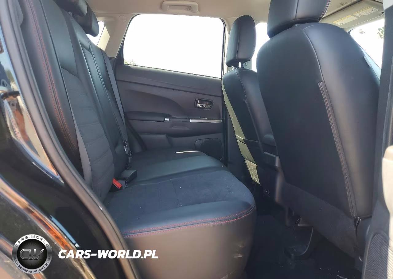 2023 Mitsubishi Outlander Sport S VIN:JA4ARUAU7PU011979 - 11