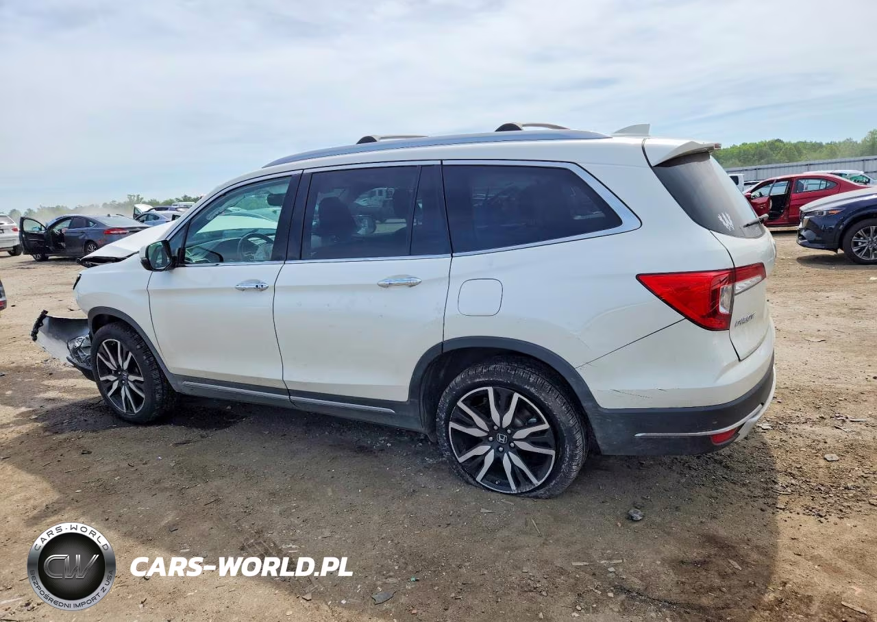 2019 Honda Pilot Touring VIN:5FNYF6H9XKB073209 - 2