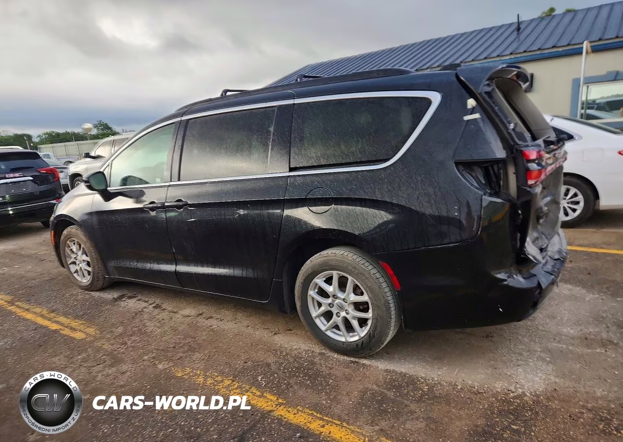 2022 Chrysler Pacifica Touring L VIN:2C4RC1BG2NR147383 - 2