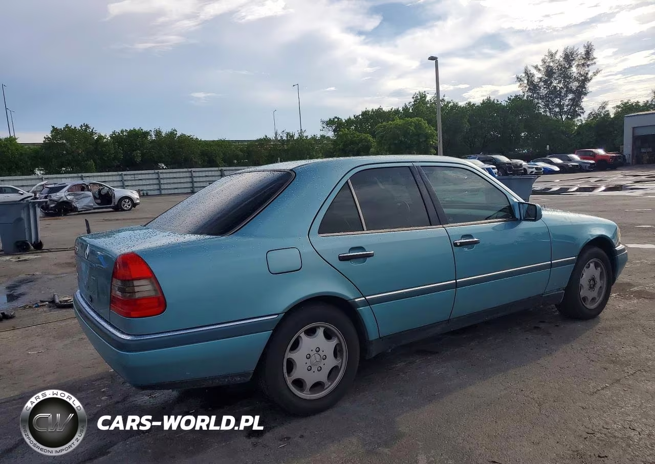 1994 Mercedes-Benz C 220 VIN:WDBHA22E6RF071975 - 3
