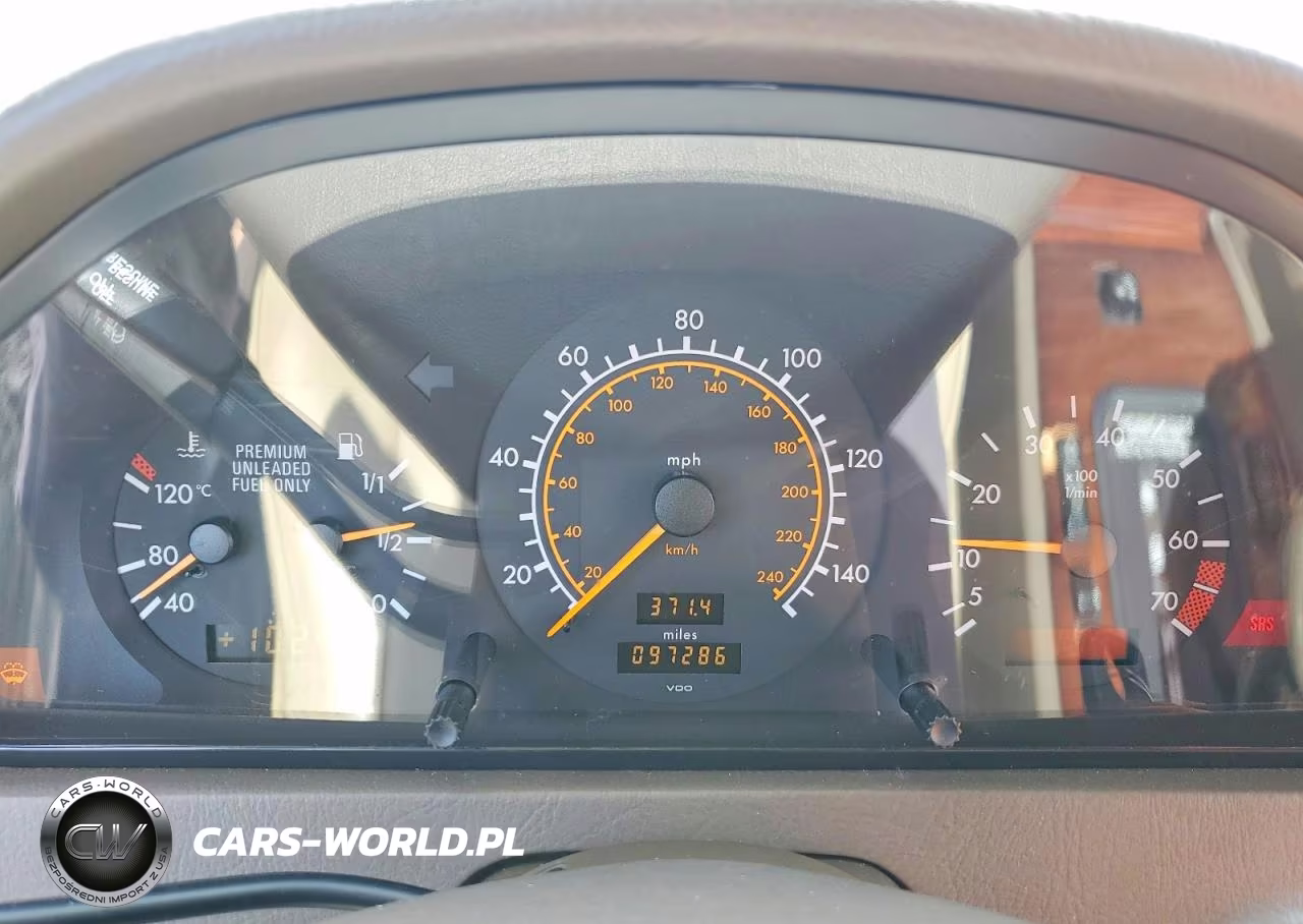 1994 Mercedes-Benz C 220 VIN:WDBHA22E6RF071975 - 9