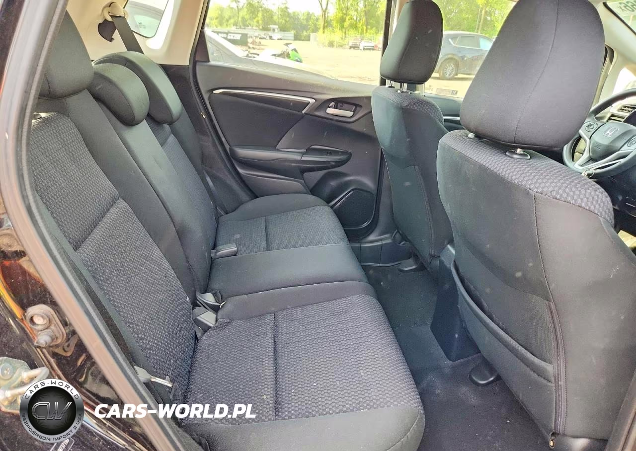 2019 Honda Fit Lx VIN:3HGGK5H48KM737199 - 10