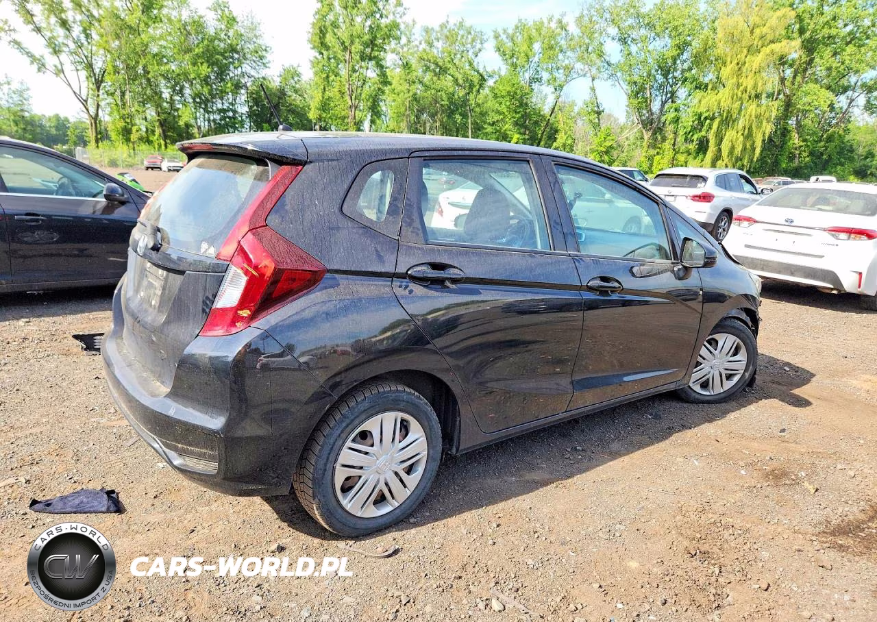 2019 Honda Fit Lx VIN:3HGGK5H48KM737199 - 3