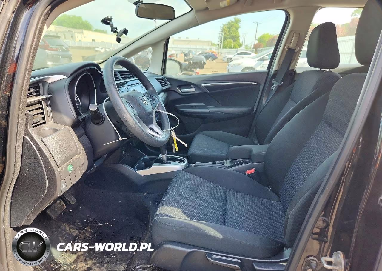 2019 Honda Fit Lx VIN:3HGGK5H48KM737199 - 7