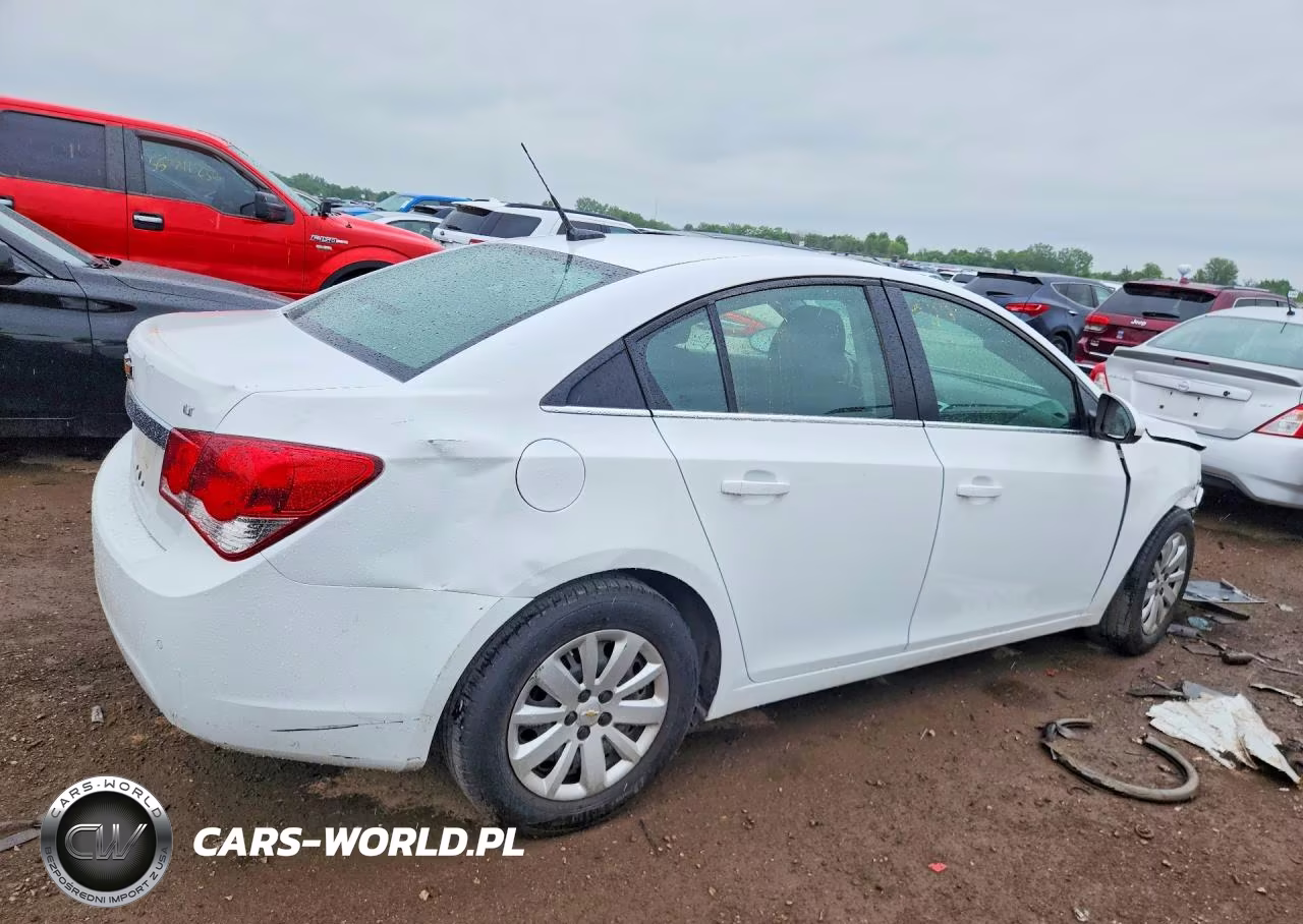 2011 Chevrolet Cruze Lt VIN:1G1PF5S93B7158390 - 3