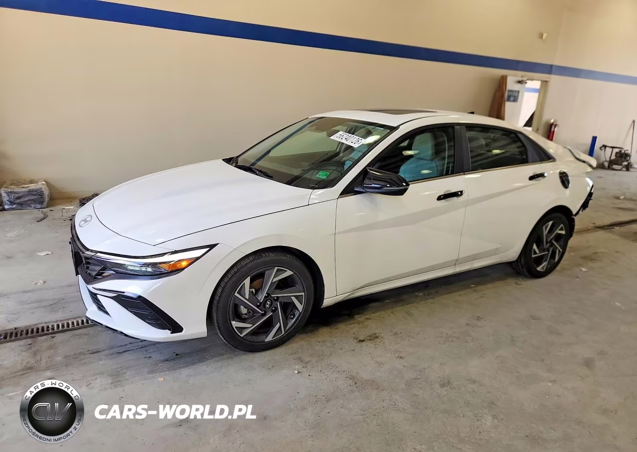 2025 Hyundai Elantra Limited – zdjęcie 1 z 13