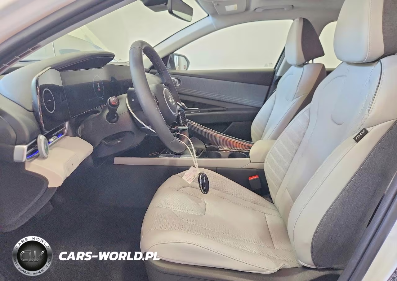 2025 Hyundai Elantra Limited VIN:KMHLP4DG0SU085999 - 7