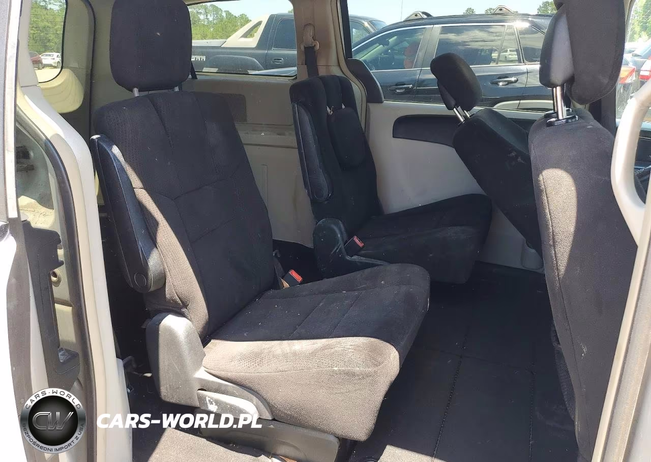 2012 Dodge Grand Caravan Crew VIN:2C4RDGDG1CR219670 - 11
