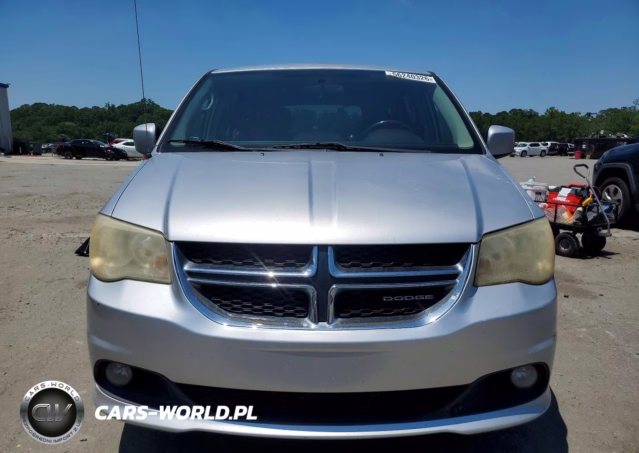 2012 Dodge Grand Caravan Crew VIN:2C4RDGDG1CR219670 - 5