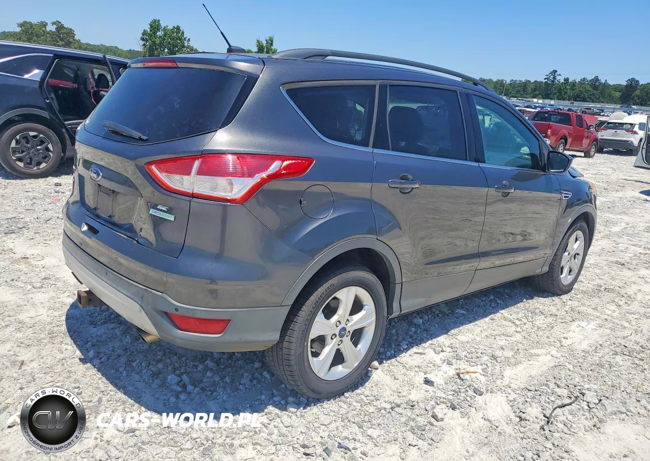 2015 Ford Escape Se VIN:1FMCU0G96FUB10697 - 3