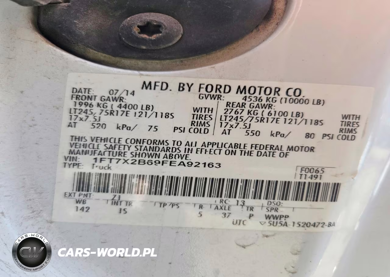 2015 Ford F250 Super Duty VIN:1FT7X2B69FEA92163 - 13