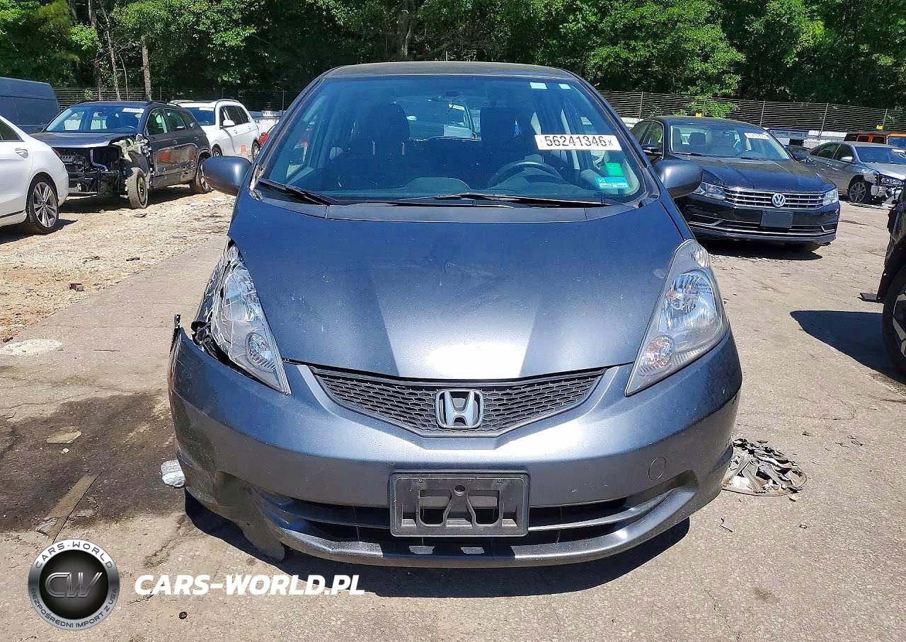 2013 Honda Fit VIN:JHMGE8H35DC065569 - 5