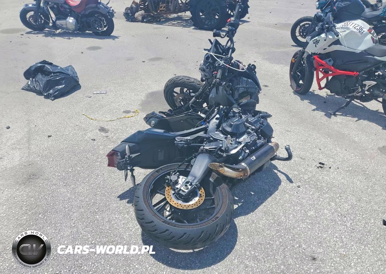 2025 Yamaha Mt09 VIN:JYARN94E3SA002241 - 4