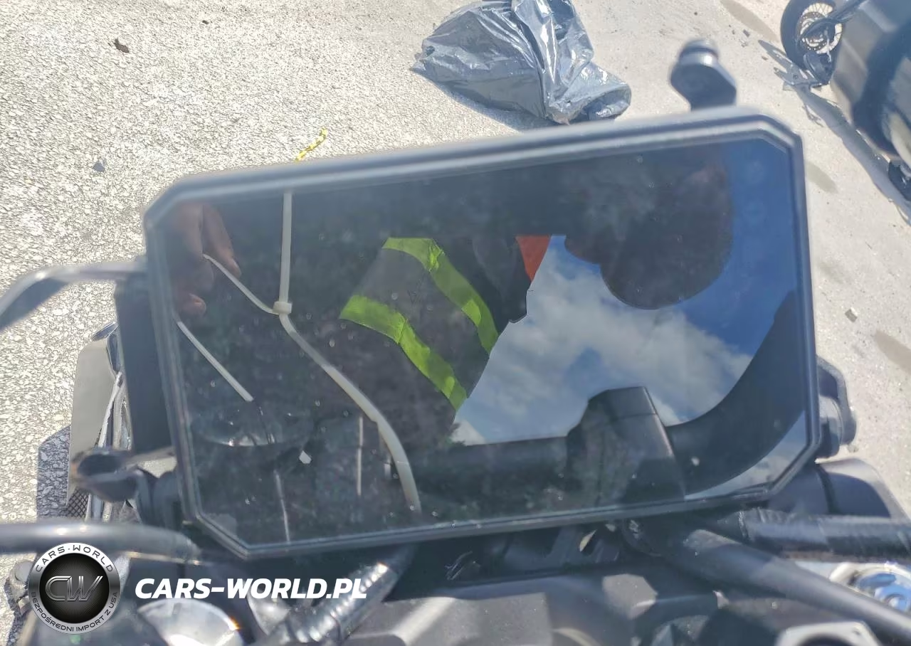 2025 Yamaha Mt09 VIN:JYARN94E3SA002241 - 7