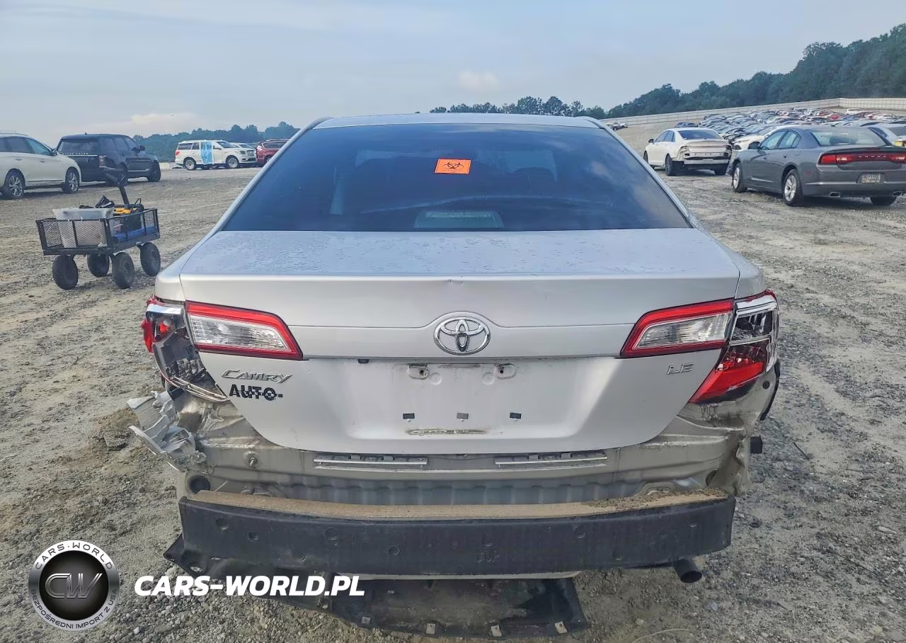 2014 Toyota Camry Le VIN:4T4BF1FK6ER432714 - 6