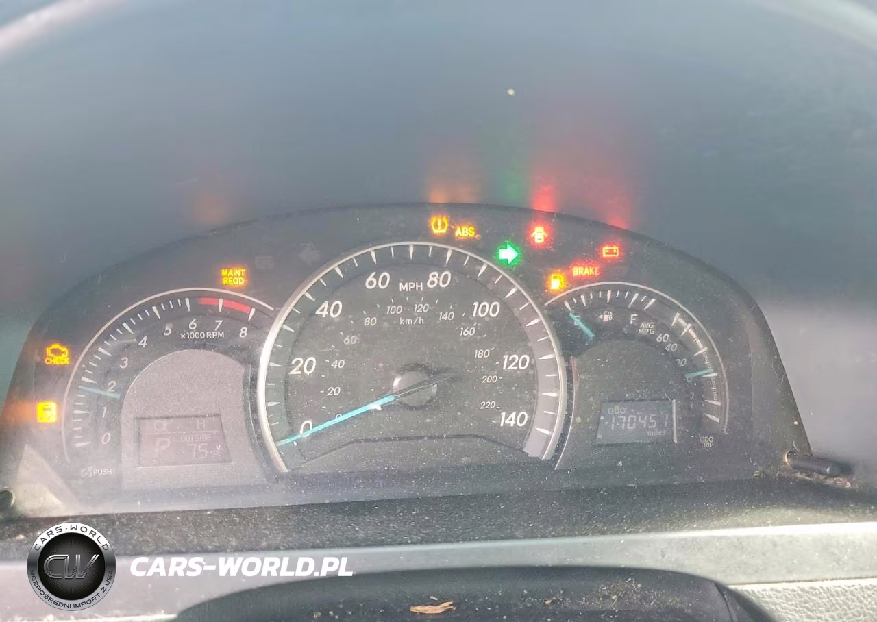 2014 Toyota Camry Le VIN:4T4BF1FK6ER432714 - 9