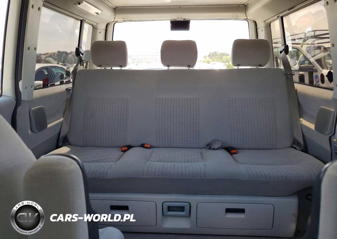2001 Volkswagen Eurovan Mv VIN:WV2NB47001H112153 - 10