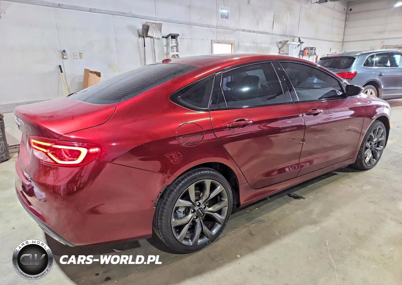 2016 Chrysler 200 S VIN:1C3CCCBB3GN124494 - 3