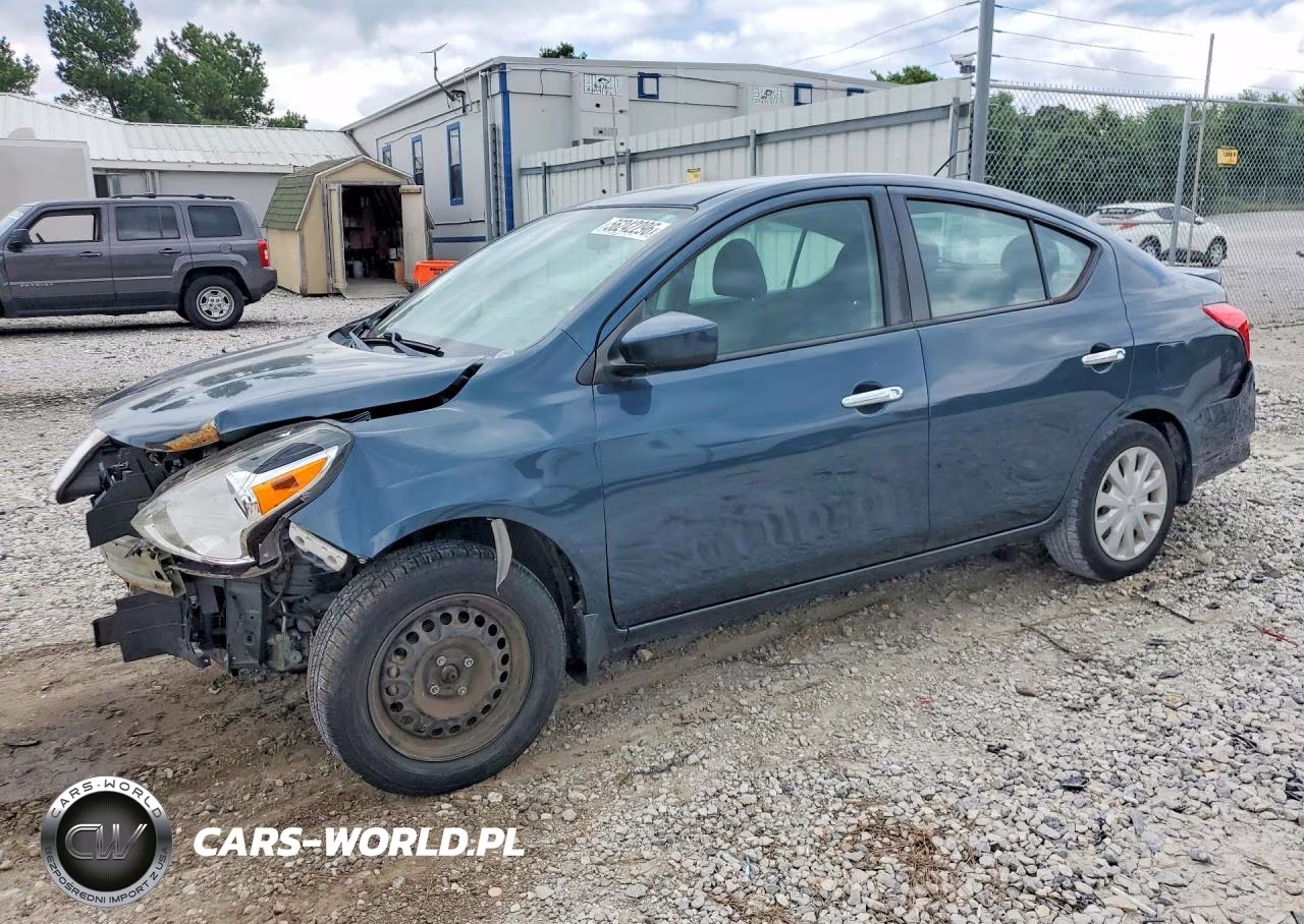 2017 Nissan Versa 1.6 Sv