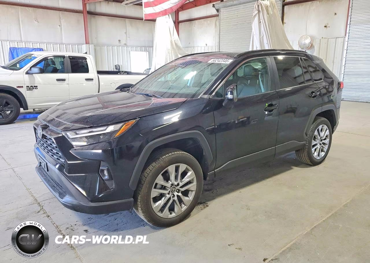 2024 Toyota Rav4 Xle Premium – zdjęcie 1 z 13