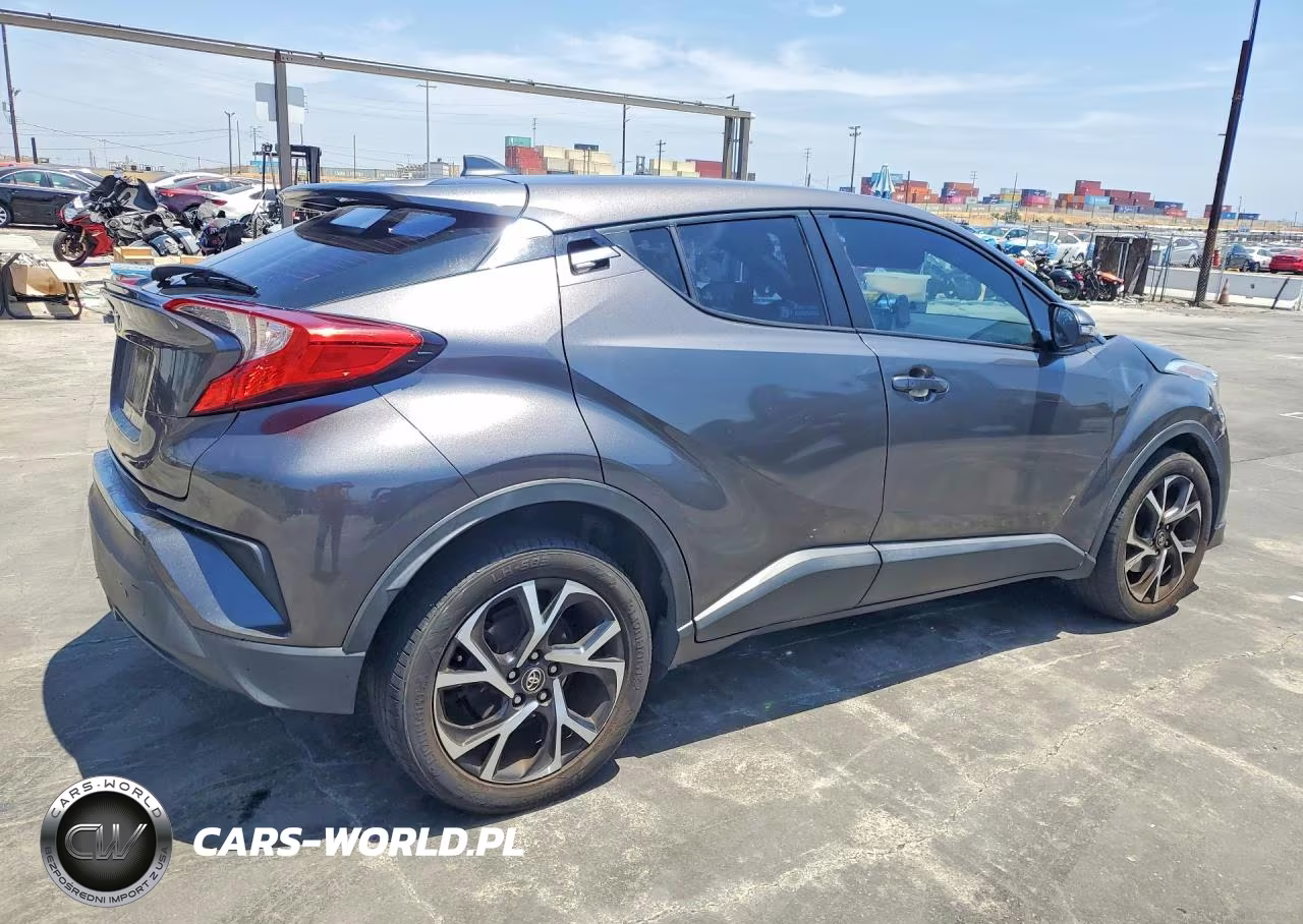 2018 Toyota C-Hr Xle VIN:NMTKHMBX1JR042404 - 3