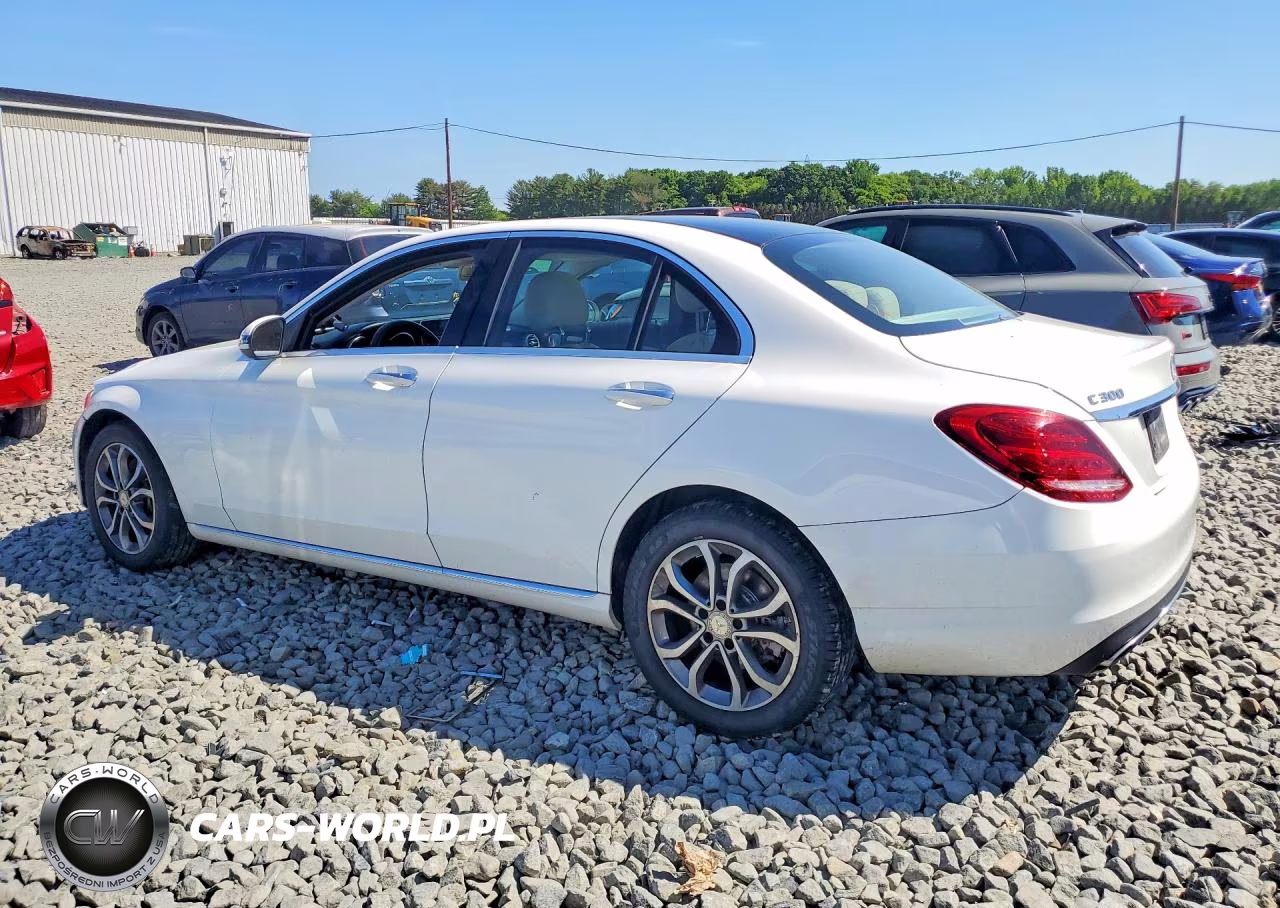 2016 Mercedes-Benz C 300 4Matic VIN:WDDWF4KB4GR143592 - 2