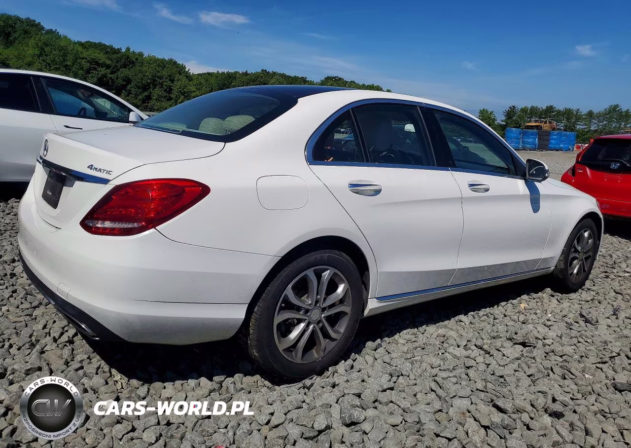 2016 Mercedes-Benz C 300 4Matic VIN:WDDWF4KB4GR143592 - 3