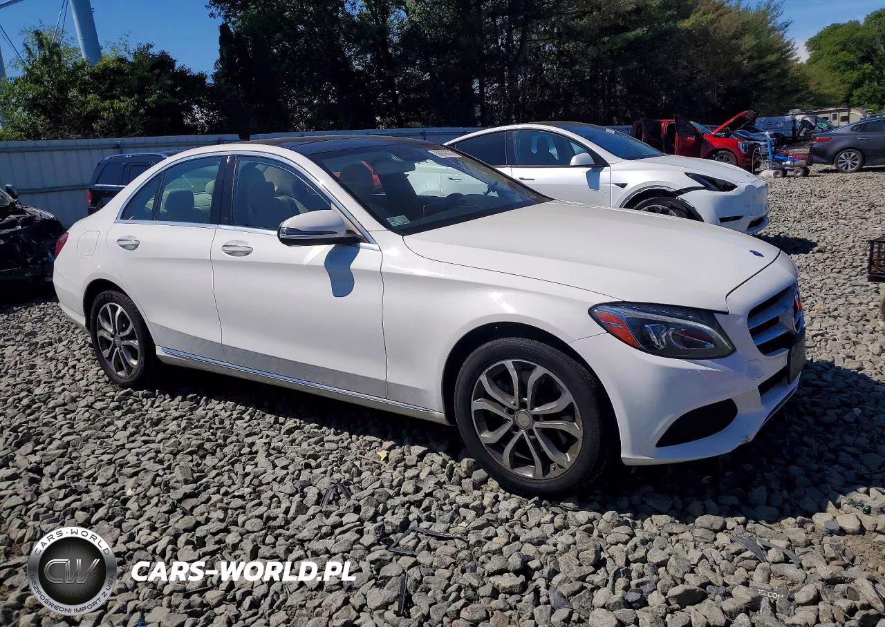 2016 Mercedes-Benz C 300 4Matic VIN:WDDWF4KB4GR143592 - 4