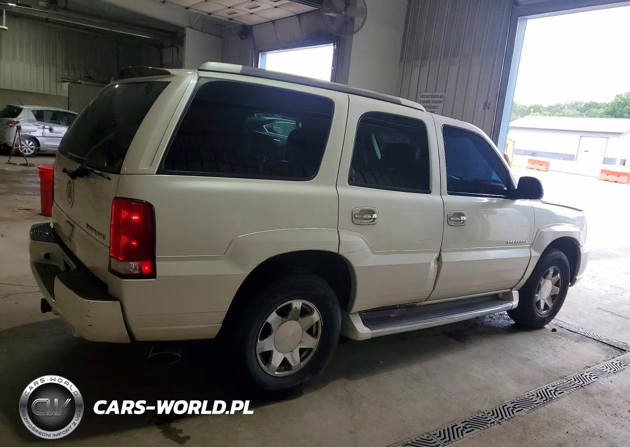 2004 Cadillac Escalade Luxury VIN:1GYEK63N74R228924 - 3