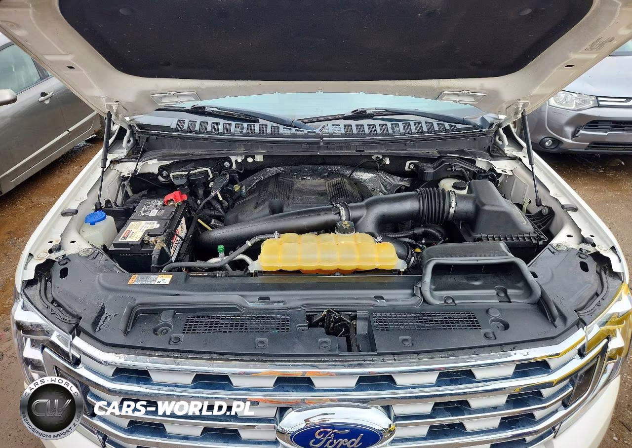 2018 Ford Expedition Max VIN:1FMJK2AT2JEA21046 - 11