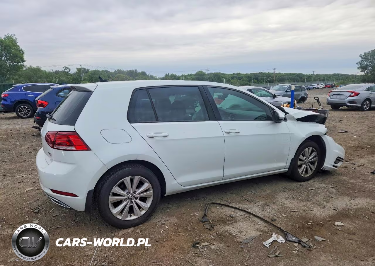 2018 Volkswagen Golf S VIN:3VWG17AUXJM254770 - 3
