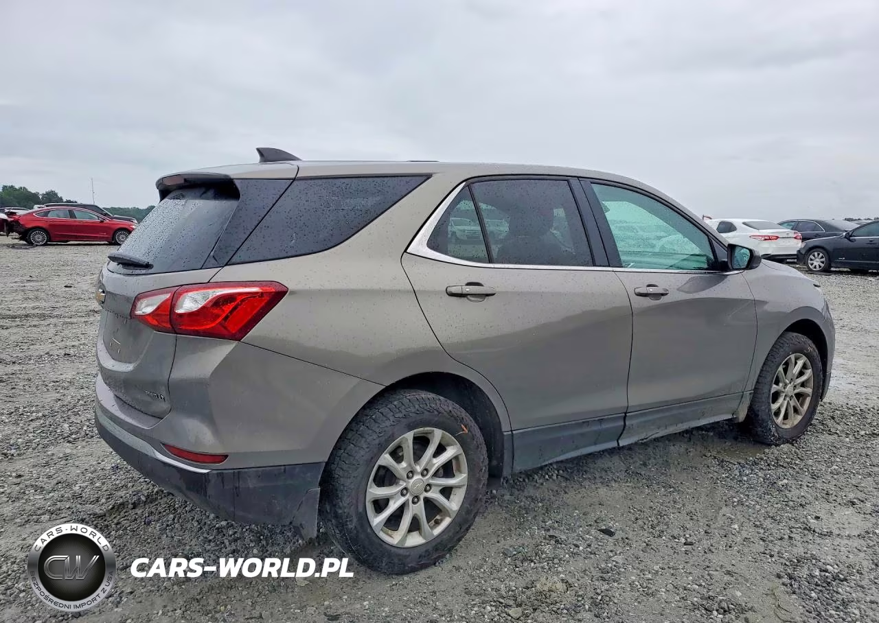 2019 Chevrolet Equinox Lt VIN:3GNAXUEV1KS543632 - 3